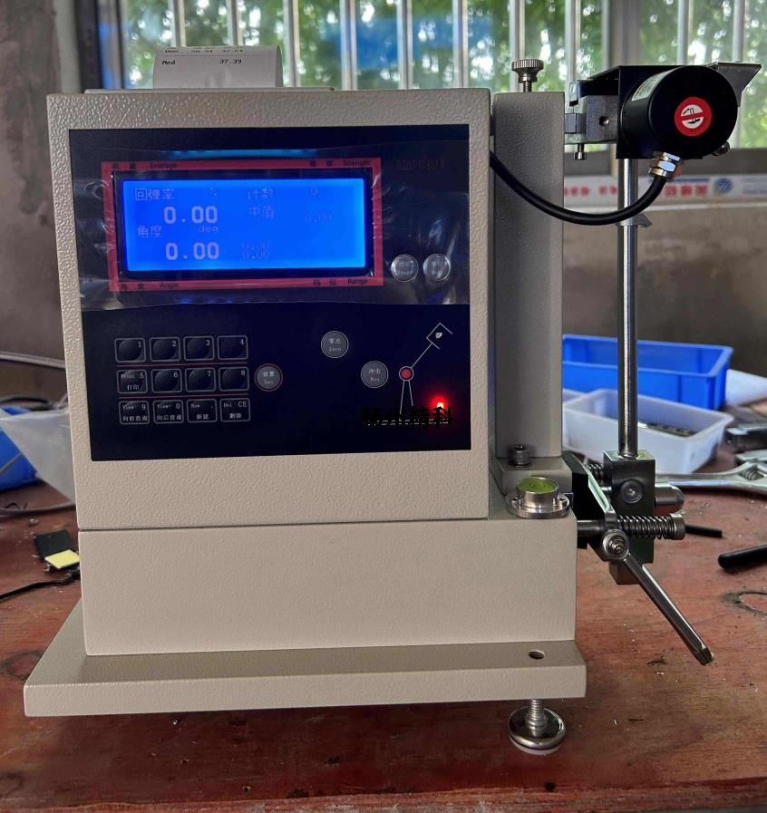 JTB―0.5橡膠數(shù)顯沖擊彈性試驗(yàn)機(jī)
